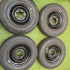トヨタハイエース純正ホイールタイヤ付き。ブリヂストン。エコピア 