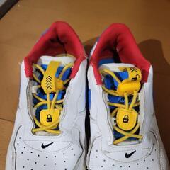 Nike スニーカー ホワイト/ブルー/レッド 22cmの画像