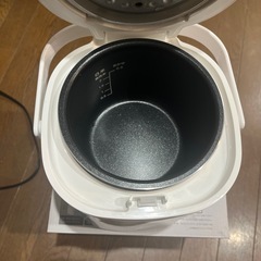 炊飯器の画像