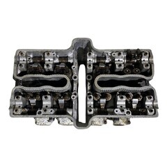HONDA CBX400F シリンダーヘッド ホンダ [M-25...