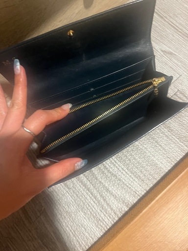 ルイヴィトン  財布　エメラルドグリーンカラー