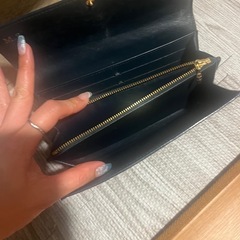 ルイヴィトン  財布　エメラルドグリーンカラーの画像
