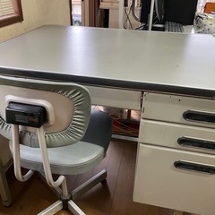 事務デスク