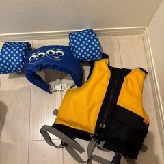 コールマン　ライフジャケット　１個500円