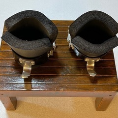 ぶら下がり腹筋用足固定機