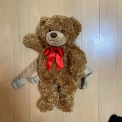 くまのぬいぐるみ型リュック