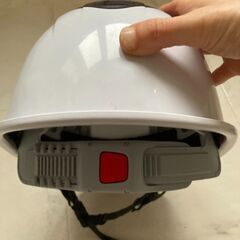 【美品】白い作業用ヘルメットの画像