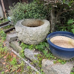 石鉢　石臼　重量ありますの画像
