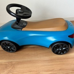 BMW 乗るおもちゃ　足けり　本物の画像