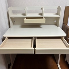 机の画像