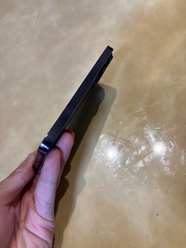 iPhone14pro ほぼ傷なし