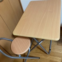 折りたたみテーブル・イス