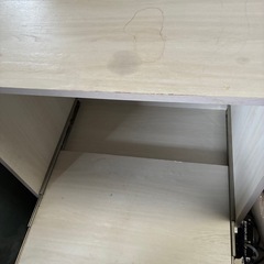 食器棚の画像