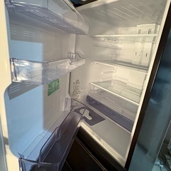 家族用冷蔵庫の画像