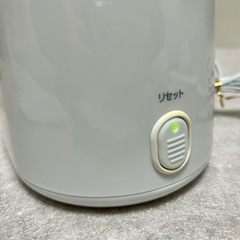 アイリスオーヤマ 加熱式加湿器 2020年製 SHM-260R1の画像