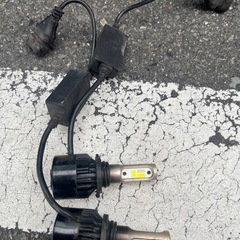 HB4 色切替LED電球　使用感アリ