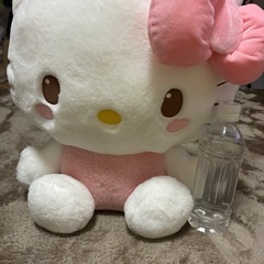 【新品】BIGキティーちゃんぬいぐるみタグ付き
