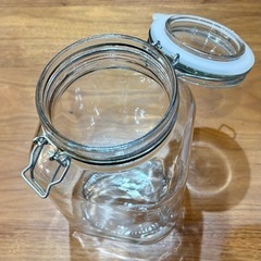 果実酒びん 1.5L と 2.5L の2個セットの画像