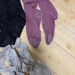 中古　レディース靴下　4点　キラキラの画像