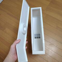 エムケー精工 米びつ スリムエース 6kg ホワイト RC-06SWの画像