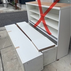 IKEA 扉付棚　2つ