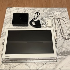 プライベートビエラ 2019年製　ポータブル テレビ