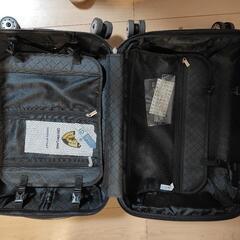 キャリーケース 35L程度 容量拡張機能ありの画像