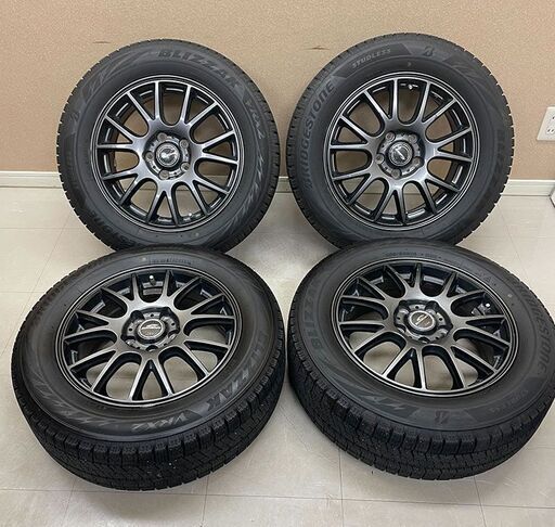 BRIDGESTONE BLIZZAK VRX2 205/60R16 VRX2 24年製 ホイール付 (T1547akxwY)