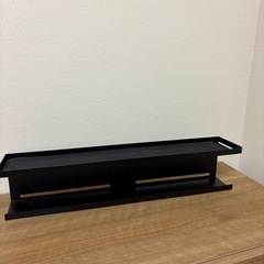 テレビ裏収納ラックの画像