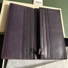 新品／未使用／牛革/長財布の画像