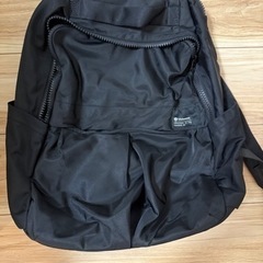 ルルレモンリュック23L