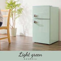 2ドアレトロ冷蔵庫の画像