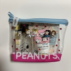 スヌーピー　ハンドケアセット　SNOOPY
