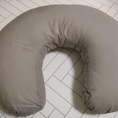5/31に処分　IKEA 授乳クッションの画像