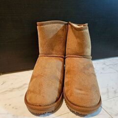 【無料】新品Lサイズ、ムートンブーツ