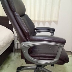 (最終値下げ）オフィスチェアの画像