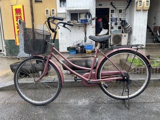 『ＳＡＬＥ　３０％』　ママチャリ　２６インチ　ライト　カゴ　付き　赤　配達可能