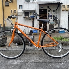 『ＳＡＬＥ　３０％』　クロスバイク　美品　７００ｘ２８ｃ　6変速...