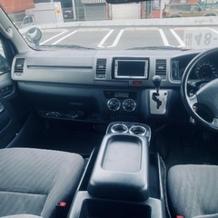 トヨタ ハイエース スーパーGLの画像