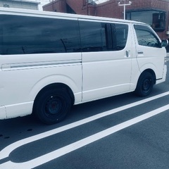 トヨタ ハイエース スーパーGLの画像