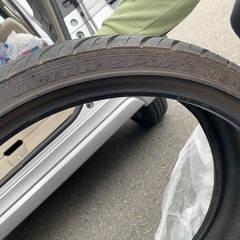 タイヤ225/35/20の画像
