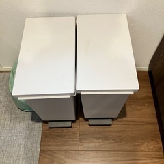 【受付終了】ゴミ箱2つ