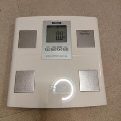 タニタ　体組成計　BC-705N