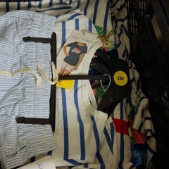 新品服とカバンと靴の画像