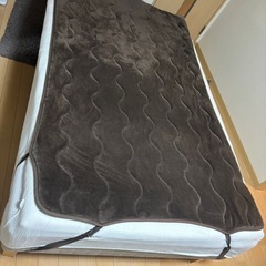 IKEAイケア　セミダブルベッドの画像