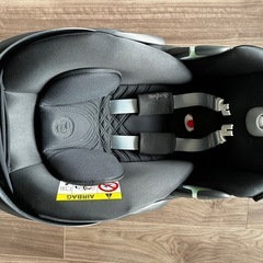 cybex クラウド T i-Size ベビーシート・メリオアダプターの画像