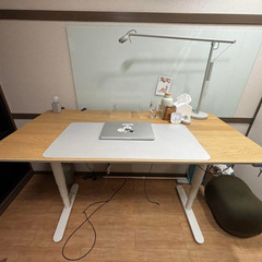 IKEA 電動昇降デスク 160×80cm + 昇降チェアの画像