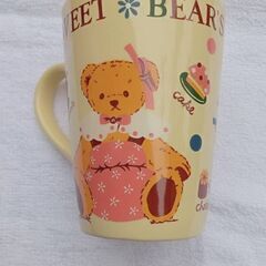 クマのコップ、カエルのコップ