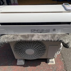 福岡市内取付料金込み　日立　ルームエアコン　2018年　6-8畳タイプ