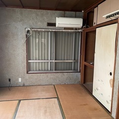 伊賀市朝日ヶ丘町貸家 − 三重県